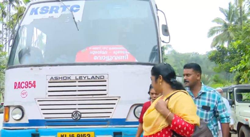 പുനരധിവാസ കാലത്തെ ഉപതെരഞ്ഞെടുപ്പ്; ചൂരൽമലയിലേക്ക് ആദ്യ വോട്ടുവണ്ടിയെത്തി