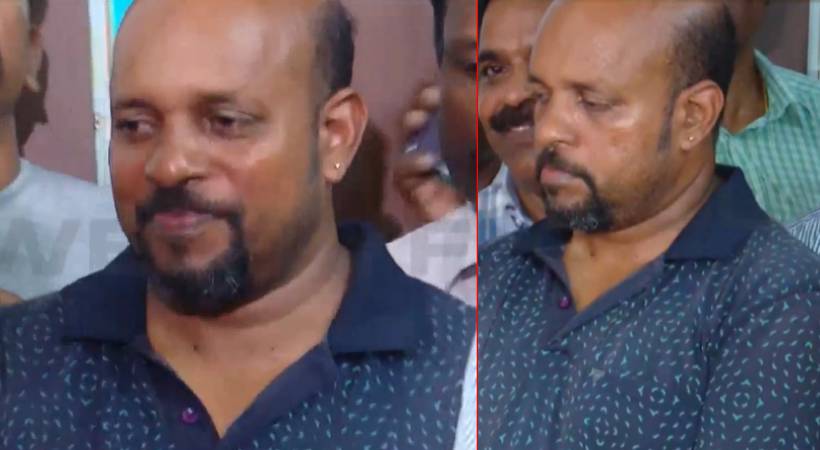 റിജോയുടെ വീട്ടിൽ നിന്ന് 12 ലക്ഷം രൂപ കണ്ടെത്തി; പ്രതി കടം വീട്ടിയ ആൾ പൊലീസിൽ പണം തിരികെ ഏൽപ്പിച്ചു