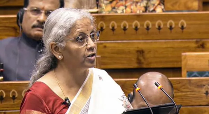 എല്ലാ സര്ക്കാര് സെക്കന്ഡറി സ്കൂളുകളിലും ഇന്റര്നെറ്റ്; എഐ വികസനത്തിന് 3 സെന്റര് ഓഫ് എക്സലന്സ്