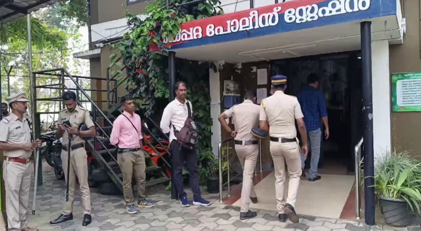 കൽപ്പറ്റ പൊലീസ് സ്റ്റേഷൻ ശുചിമുറിയിൽ ആദിവാസി യുവാവ് തൂങ്ങി മരിച്ച സംഭവം; അന്വേഷണസംഘം വിവര ശേഖരണം തുടങ്ങി