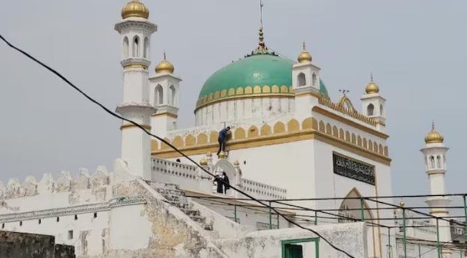 സംഭൽ ഷാഹി മസ്‌ജിദിൽ സർവേ നടപടികൾ തുടരാം; ഉത്തരവ് ശരിവച്ച് അലഹബാദ് ഹൈക്കോടതി
