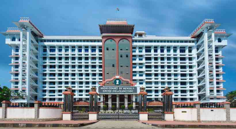 സിനിമ കോൺക്ലേവ് ഓഗസ്റ്റിൽ നടത്തുമെന്ന് സർക്കാർ ഹൈക്കോടതിയിൽ