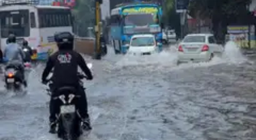 ഇന്നും നാളെയും കൂടി ശക്തമായ മഴ തുടരും; എട്ട് ജില്ലകളില് മഴ മുന്നറിയിപ്പ്