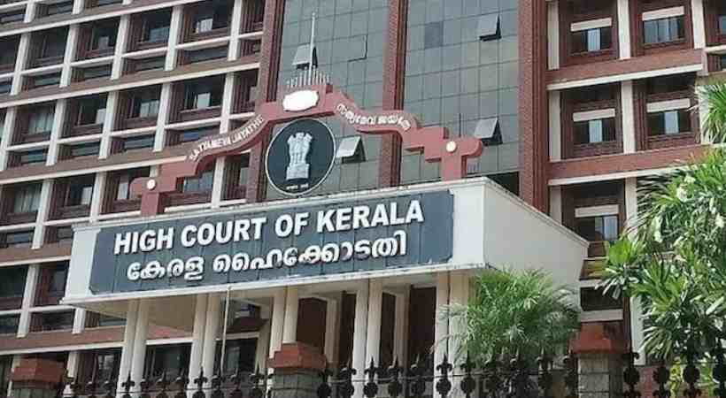 സംസ്ഥാനത്തെ ആരോഗ്യ മേഖലയിലെ വീഴ്ചകൾ ചൂണ്ടികാണിച്ച് ഹൈക്കോടതിയിൽ പൊതുതാല്പര്യ ഹർജി.