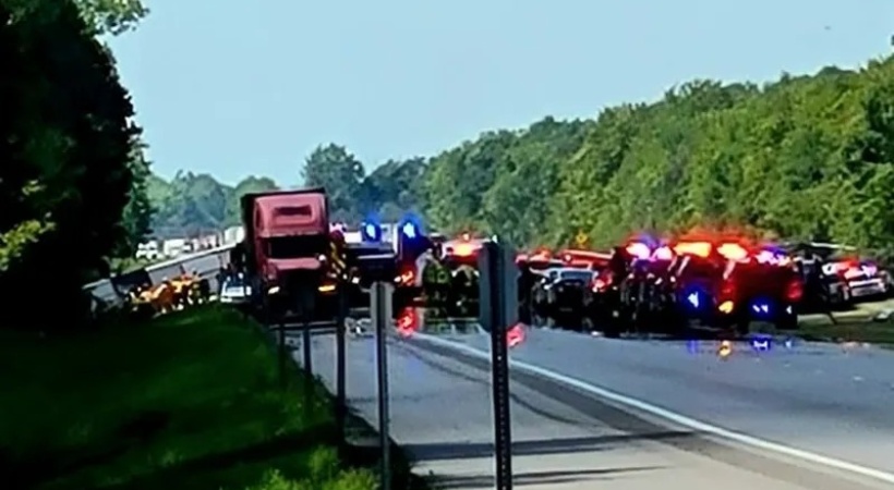 ന്യൂയോര്ക്കില് ബസ് അപകടത്തില് 5 മരണം; അപകടത്തില്പ്പെട്ടത് ഇന്ത്യക്കാരുള്പ്പെടെ 52 പേര്