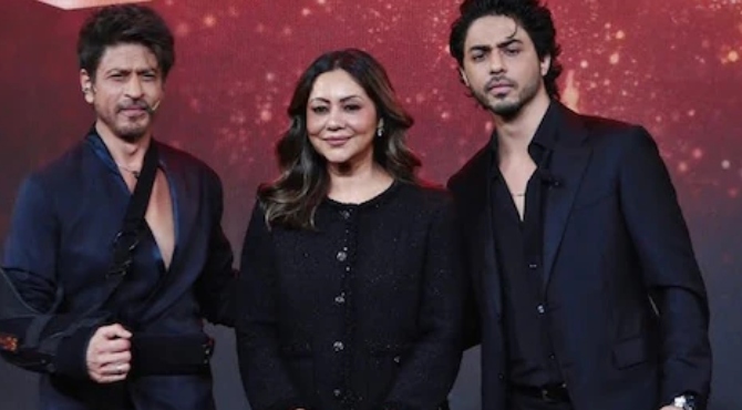 ‘മകൻ സിനിമയിലേക്ക് അരങ്ങേറ്റത്തിന് ഒരുങ്ങുന്നു,അനുഗ്രഹം വേണം’; ഷാരൂഖ് ഖാൻ