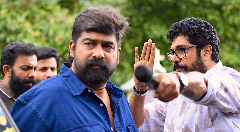 പോളച്ചനാകൻ ജോജു എത്തി ; ‘വരവ്’ ചിത്രീകരണം പുരോഗമിക്കുന്നു