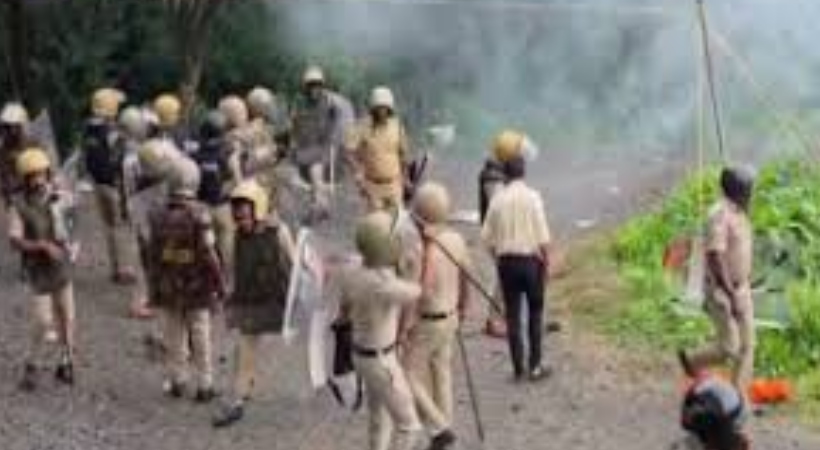 താമരശ്ശേരി ഫ്രഷ് കട്ട് സംഘർഷത്തിൽ വീണ്ടുo കേസ്; സമരസമിതി പ്രവർത്തകരെ പ്രതിചേർത്തു