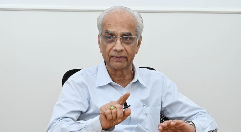 സര്ക്കാര് പദവി വഹിക്കുന്നയാള് ദേവസ്വം ബോര്ഡ് പ്രസിഡന്റായി; കെ ജയകുമാറിനെ അയോഗ്യനാക്കണമെന്ന് ആവശ്യപ്പെട്ട് ഹര്ജി