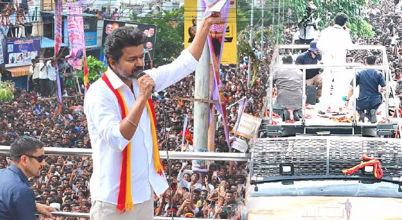 കരൂർ ദുരന്തം; വിജയ്‌യുടെ പ്രചാരണ വാഹനം കസ്റ്റഡിയിലെടുത്ത് സിബിഐ