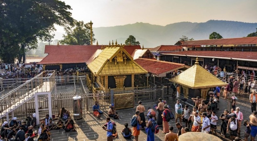 ‘ജീവനക്കാര്‍ക്ക് ജോലി ചെയ്യാനല്ല, പണം തിരിമറി നടത്താനാണ് താത്പര്യം’; തിരുവിതാംകൂര്‍ ദേവസ്വം ബോര്‍ഡിലെ ജീവനക്കാര്‍ക്ക് ഹൈക്കോടതി വിമര്‍ശനം