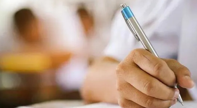 ഗൾഫിലെ SSLC , പ്ലസ് ടു പരീക്ഷകൾ മാറ്റിവെച്ചു