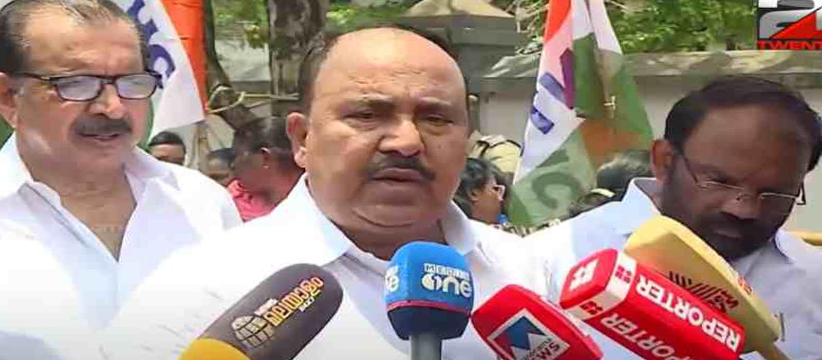 തിരഞ്ഞെടുപ്പിൽ സീറ്റ് ആവശ്യപ്പെട്ട് ഐൻഎൻടിയുസി; ഹൈക്കമാൻഡിനെ സമീപിച്ച് ആർ. ചന്ദ്രശേഖരൻ, മല്ലികാർജുൻ ഖർഗെയുടെ ഇടപെടൽ തേടി