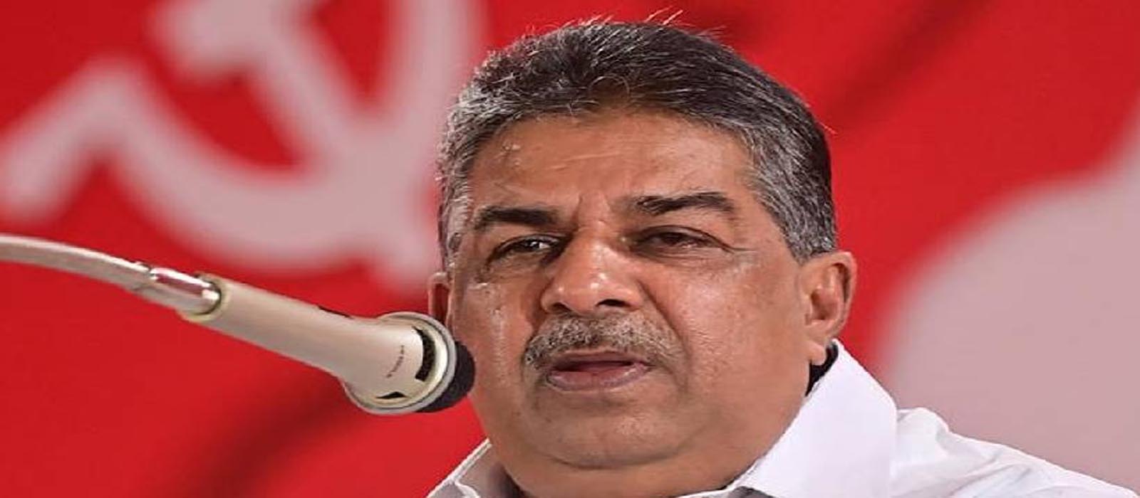 കെ സുധാകരന് സ്വന്തം പാര്ട്ടിയെ വഞ്ചിച്ചില്ലല്ലോ? അതാണ് രാഷ്ട്രീയ ധാര്മികത, എന്നാല് ജി സുധാകരന് പാര്ട്ടിയുടെ ചങ്കില് കുത്തി: സജി ചെറിയാന്