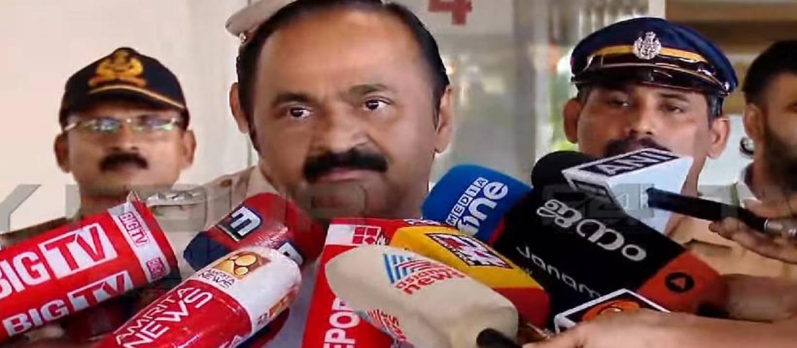 ‘എല്ലാ പ്രശ്നങ്ങളും പരിഹരിച്ചു, എല്ലാ സ്ഥാനാർഥികളെയും ഇന്ന് പ്രഖ്യാപിക്കും; CPIM തകര്‍ച്ചയിലേക്ക് കൂപ്പുകുത്താന്‍ പോകുന്നു’; വിഡി സതീശൻ