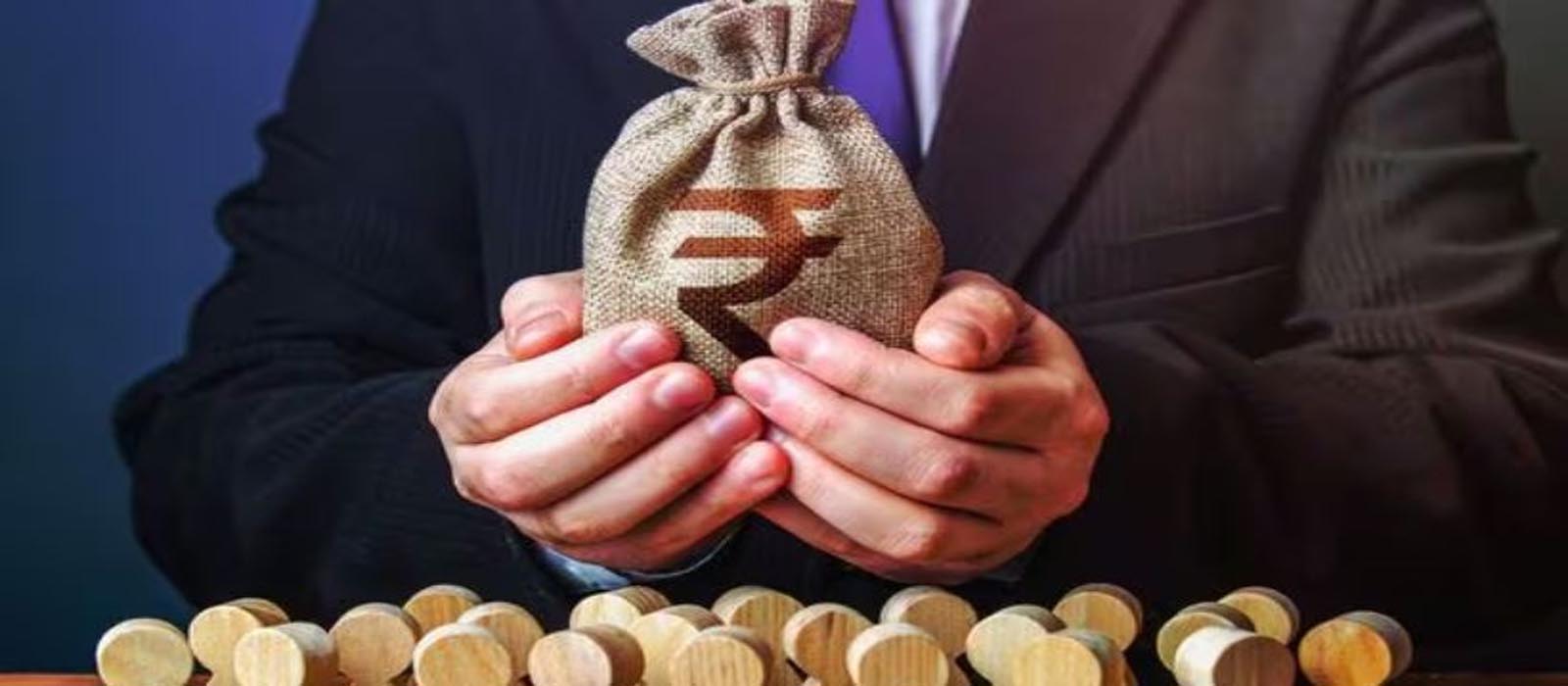 ഡിജിറ്റല് പണമിടപാടുകളില് മുതല് ട്രെയിന് ടിക്കറ്റ് ക്യാന്സലേഷന് വ്യവസ്ഥകളില് വരെ ഇന്നുമുതല് മാറ്റങ്ങള്: ഇക്കാര്യങ്ങള് അറിയാതെ പോകരുത്