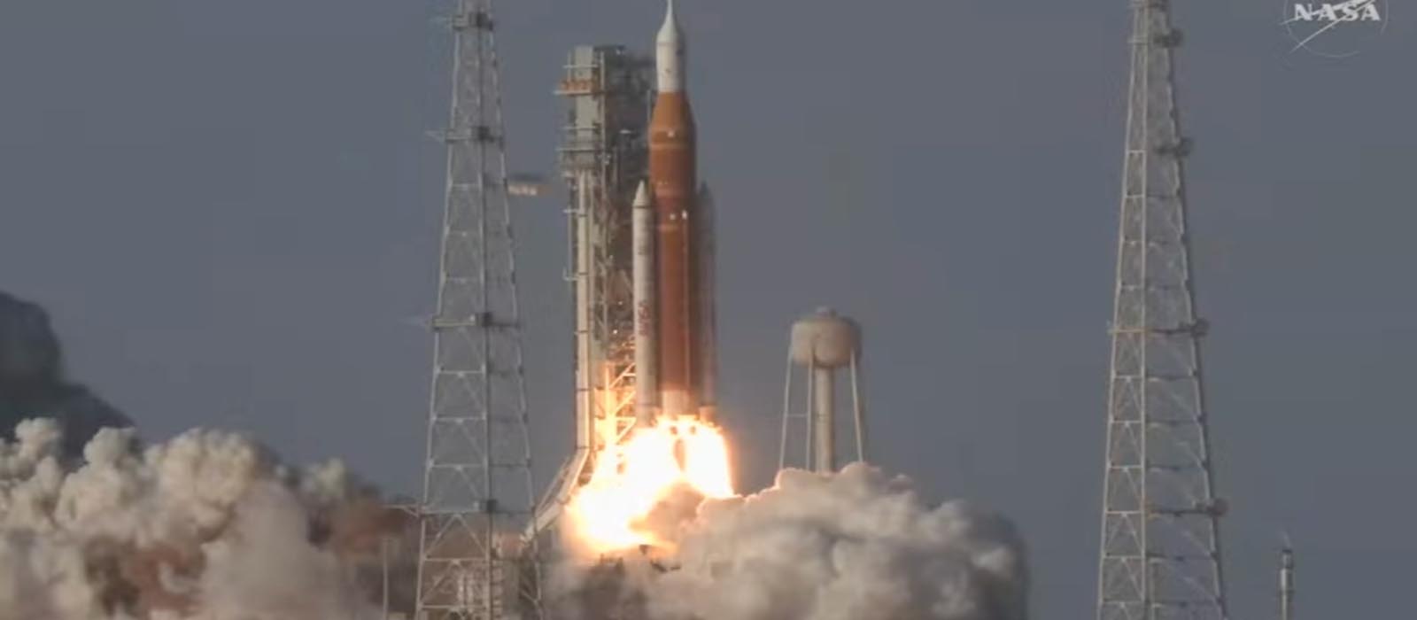 ചന്ദ്രനെ വലംവെക്കാനുള്ള മനുഷ്യ പ്രയാണത്തിന് തുടക്കം; ആർട്ടിമിസ് -2 ദൗത്യം വിജയകരമായി വിക്ഷേപിച്ചു