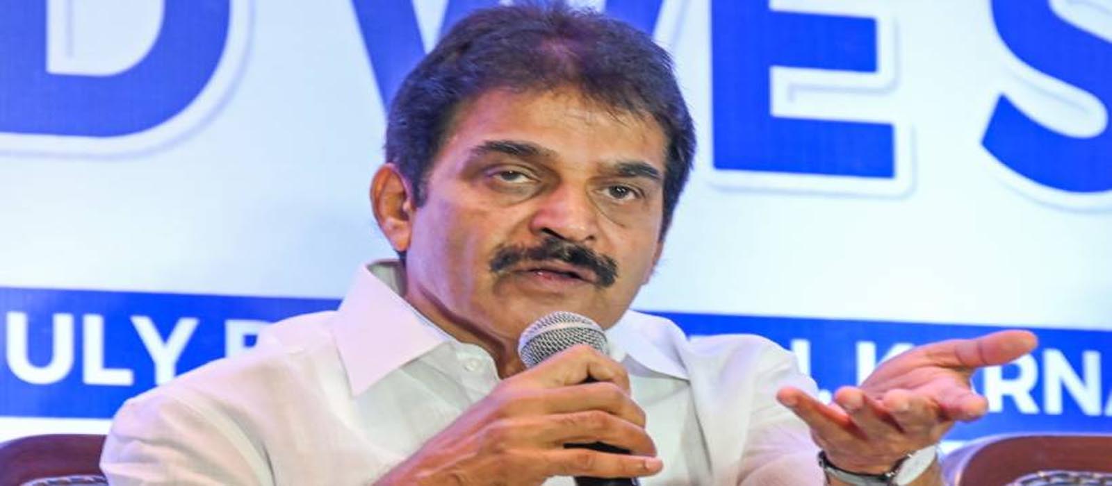 ബെംഗളൂരുവിൽ ചുറ്റുമതിൽ ഇടിഞ്ഞുവീണുണ്ടായ അപകടം: കർണാടക മുഖ്യമന്ത്രിയുമായി സംസാരിച്ച് കെസി വേണുഗോപാൽ