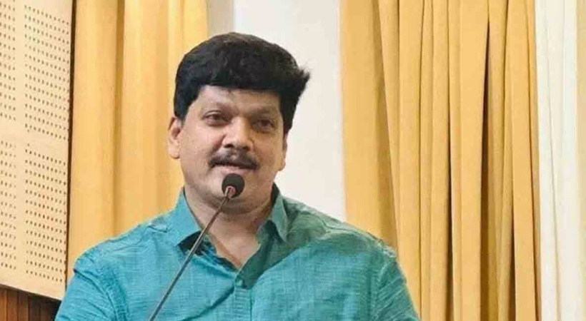 കോഴിക്കോട് കോണ്‍ഗ്രസില്‍ പൊട്ടിത്തെറി; സീറ്റ് നിഷേധിച്ചതില്‍ പ്രതിഷേധിച്ച് നിജേഷ് അരവിന്ദ് രാജിവച്ചു