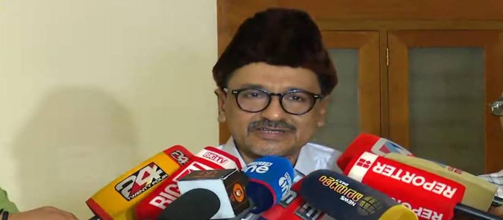 ‘വി ഡി സതീശന് ലഭിക്കുന്ന പിന്തുണ ജനങ്ങളുടെ അഭിപ്രായം: മുസ്ലിം ലീ​ഗിന് അർഹതപ്പെട്ടത് ലഭിക്കും’; പാണക്കാട് സാദിഖലി ശിഹാബ് തങ്ങൾ‌