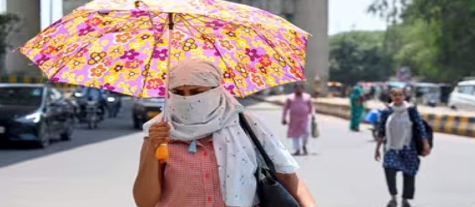 സംസ്ഥാനത്ത് കൊടുംചൂടിന് ശമനമില്ല; പാലക്കാട്, കൊല്ലം ജില്ലകളിൽ താപനില ഉയർന്നേക്കും