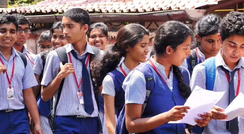 സംസ്ഥാനത്തെ പ്ലസ് ടു പരീക്ഷാ ഫലം പ്രസിദ്ധീകരിച്ചു; വിജയം 77.97 ശതമാനം