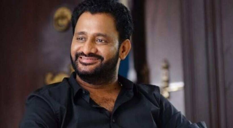 ചലച്ചിത്ര അക്കാദമി ചെയർമാൻ സ്ഥാനം രാജിവെച്ച് റസൂൽ പൂക്കുട്ടി