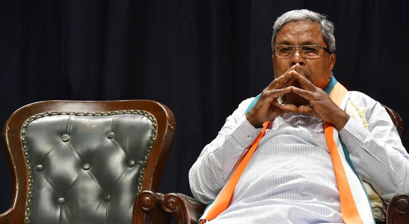 സിദ്ധരാമയ്യയുടെ രാജി സ്വീകരിച്ച് ഗവര്‍ണര്‍; ഡി കെ ശിവകുമാര്‍ മുഖ്യമന്ത്രിയായി തിങ്കളാഴ്ച സത്യപ്രതിജ്ഞ ചെയ്‌തേക്കും