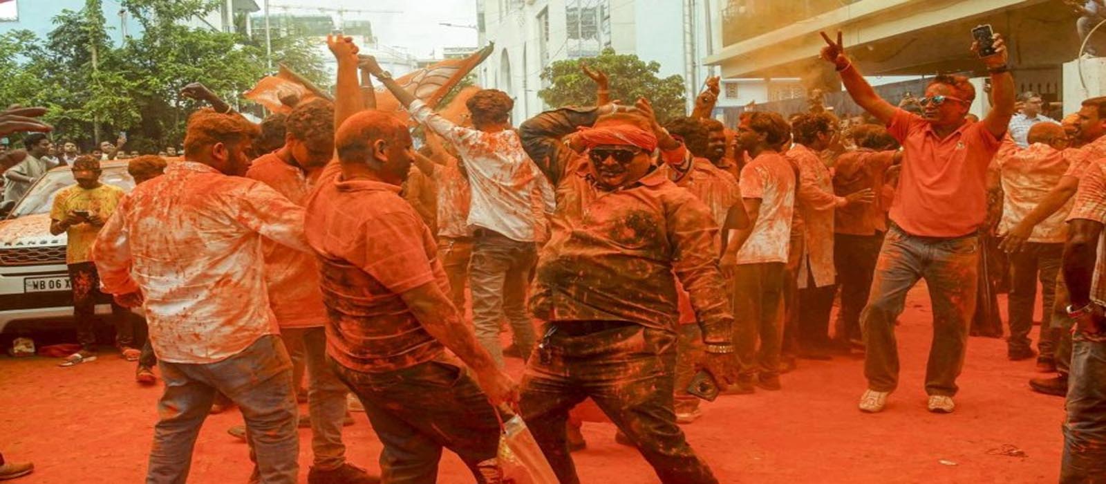 ബംഗാളില്‍ ബിജെപി സര്‍ക്കാര്‍ രൂപീകരണത്തിലേക്ക് അതിവേഗം കടക്കും; ആരാകും മുഖ്യമന്ത്രി എന്നതില്‍ ആകാംഷ