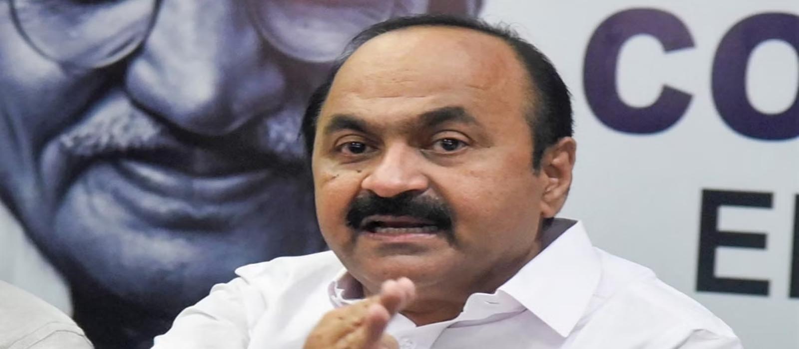 വി ഡി സതീശനായി പ്രവർത്തകർ തെരുവിലേക്ക്?; കണ്ണൂരിൽ പ്രകടനം നടത്താൻ ആഹ്വാനം