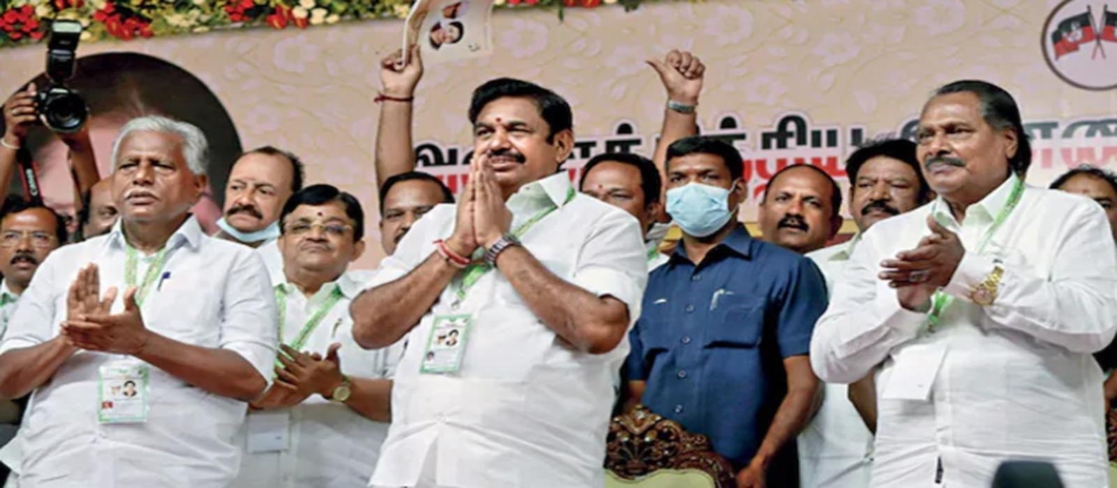 തമിഴ്‌നാട്ടിൽ അണ്ണാ ഡിഎംകെയിലെ പിളർപ്പിൽ തുടർ നടപടികൾ