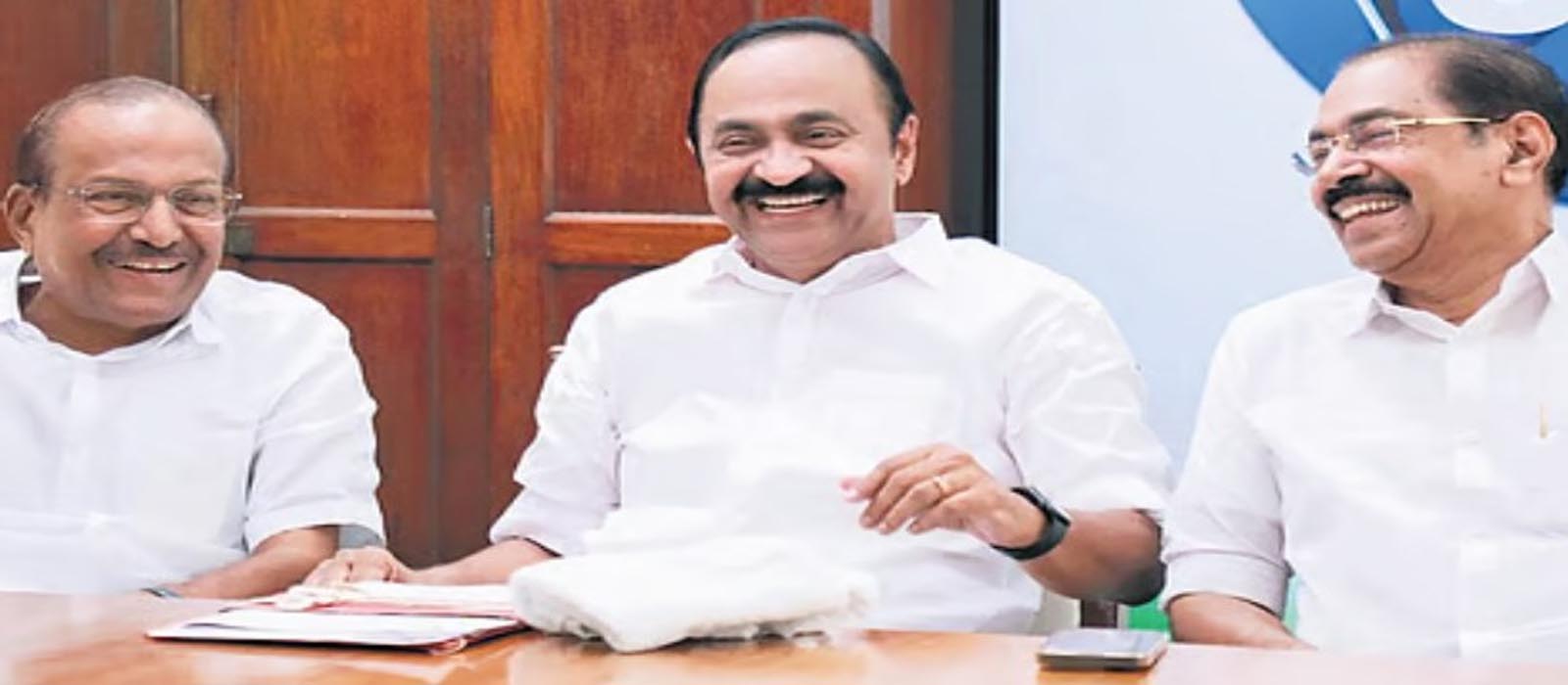 വകുപ്പ് വിഭജനത്തില് തട്ടിത്തടഞ്ഞ് മുഖ്യമന്ത്രി വി ഡി സതീശന്; മന്ത്രിമാരുടെ വകുപ്പുകള് സംബന്ധിച്ച വിജ്ഞാപനം പുറത്തിറങ്ങിയില്ല