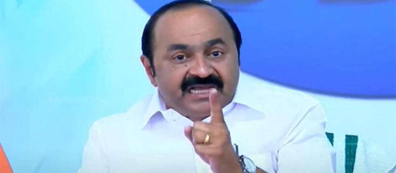 ‘മുനമ്പത്ത് 10 മിനിറ്റില് തീരുമാനം എടുപ്പിക്കാതിരിക്കാൻ മുൻ സർക്കാർ പോണ പോക്കിൽ എട്ടിന്റെ പണി തന്നു’; മുഖ്യമന്ത്രി