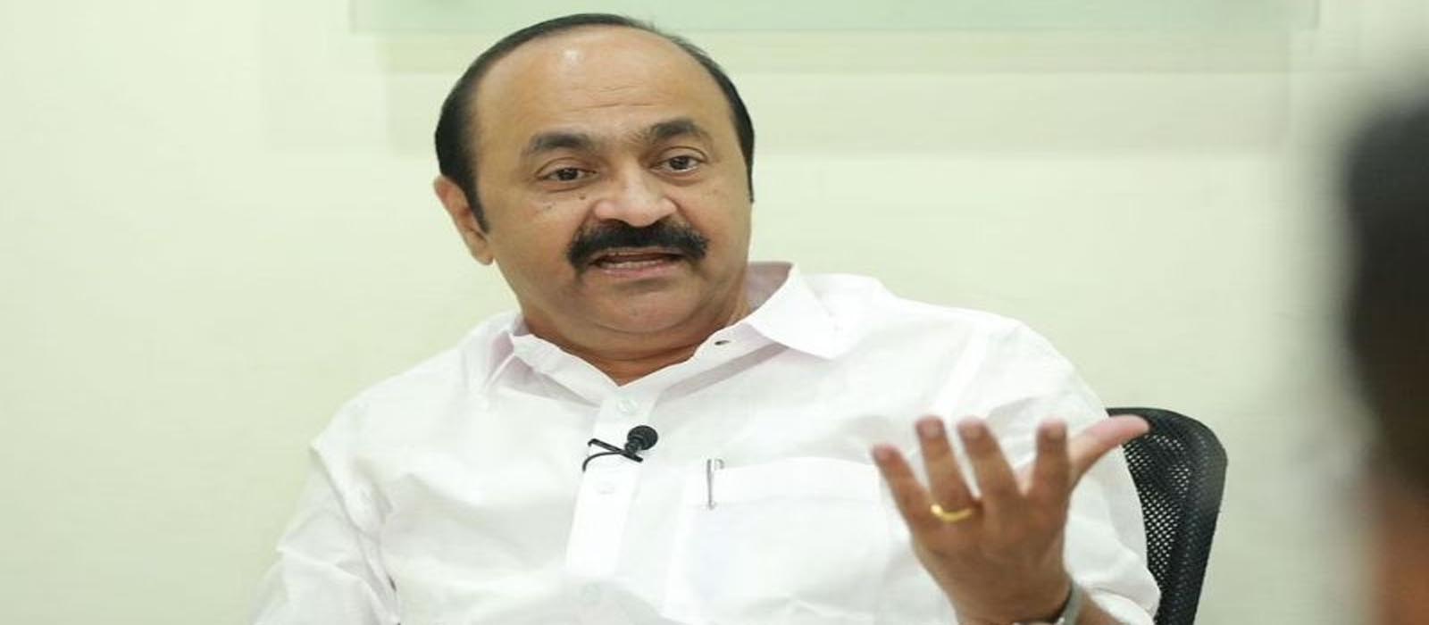 കേരളത്തെ തുറമുഖ നഗരമാക്കും; സാമ്പത്തിക പ്രതിസന്ധിക്ക് ഇടയിലും 2 ഇന്ദിരാ ഗ്യാരണ്ടികൾ നടപ്പാക്കിയെന്ന് മുഖ്യമന്ത്രി