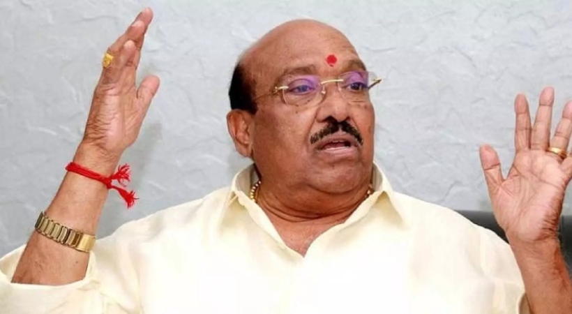 ‘വിഴിഞ്ഞത്തിന്റെ പേരില് രാഷ്ട്രീയ പോര് നല്ലതല്ല, പൊന്മുട്ടയിടുന്ന താറാവിനെ കൊല്ലരുത്’; പ്രതിപക്ഷത്തോട് വെള്ളാപ്പള്ളി നടേശന്