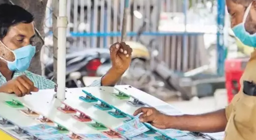 ഇന്നത്തെ കോടിപതി നിങ്ങളോ? കാരുണ്യ ലോട്ടറിയുടെ സമ്പൂര്‍ണഫലം പുറത്ത്