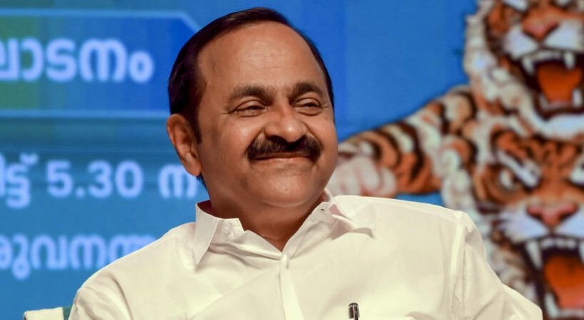 സെക്രട്ടേറിയറ്റില് മുഖ്യമന്ത്രി സന്ദര്ശകരെ കാണുന്നതിന് പുതിയ ക്രമീകരണം; തിങ്കള്, ബുധന്, വെളളി ദിവസങ്ങളില് വൈകിട്ട് സൗകര്യം