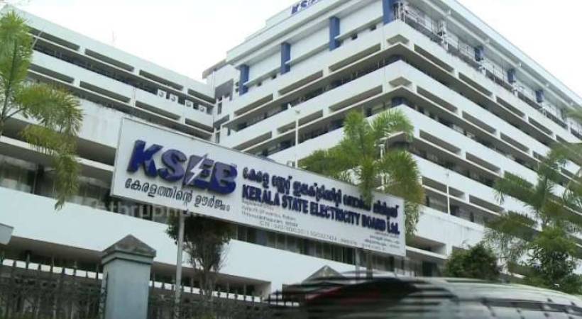 വൈദ്യുതി പ്രതിസന്ധി: ഉയർന്ന വിലയ്ക്ക് വൈദ്യുതി വാങ്ങാൻ റഗുലേറ്ററി കമ്മീഷൻ അനുമതി