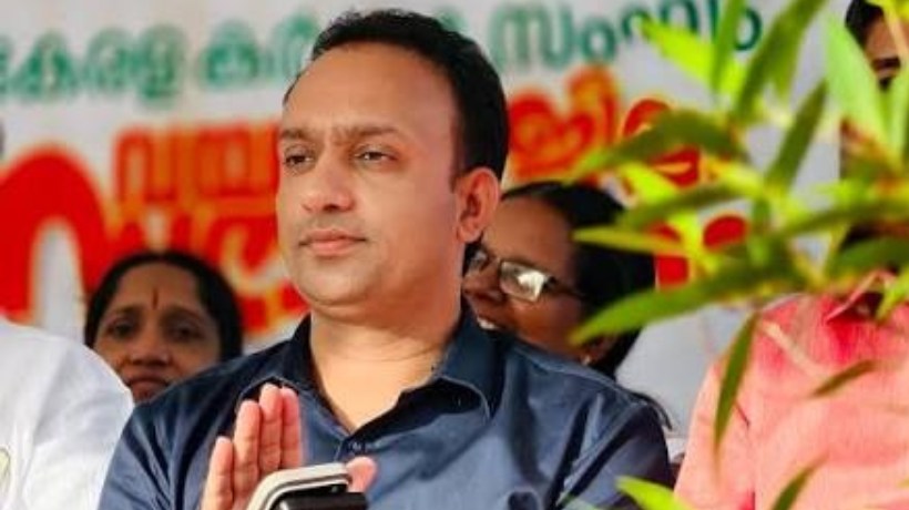 ‘കെ റഫീഖിന്റെ ഇടപെടലും പ്രതികരണങ്ങളും അപക്വം’; സിപിഐഎം വയനാട് വിപുലീകൃത ജില്ലാ കമ്മിറ്റിയില്‍ വിമര്‍ശനം