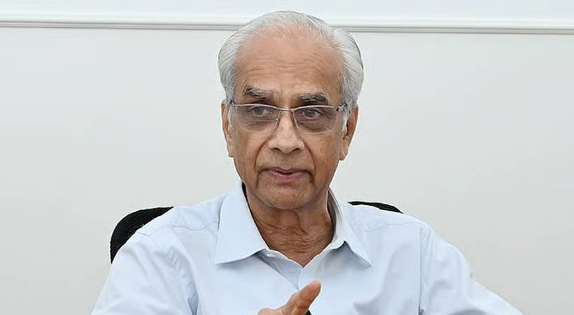 ‘കാലാവധി പൂർത്തിയാക്കും: മന്ത്രിയുമായുള്ള വിഷയങ്ങൾ പറഞ്ഞുതീർക്കേണ്ട കാര്യങ്ങൾ മാത്രമേയുള്ളൂ’; രാജി വാർത്ത തള്ളി കെ ജയകുമാർ