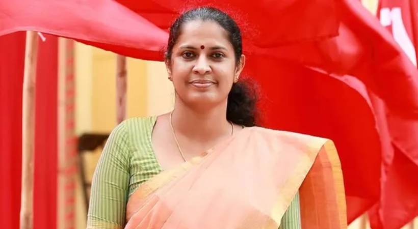 കണ്ണൂര്‍ വിജിലന്‍സ് യൂണിറ്റിലെ ഇന്‍സ്പെക്ടര്‍ ബിനു മോഹനെ മാറ്റണമെന്ന് ആവശ്യം